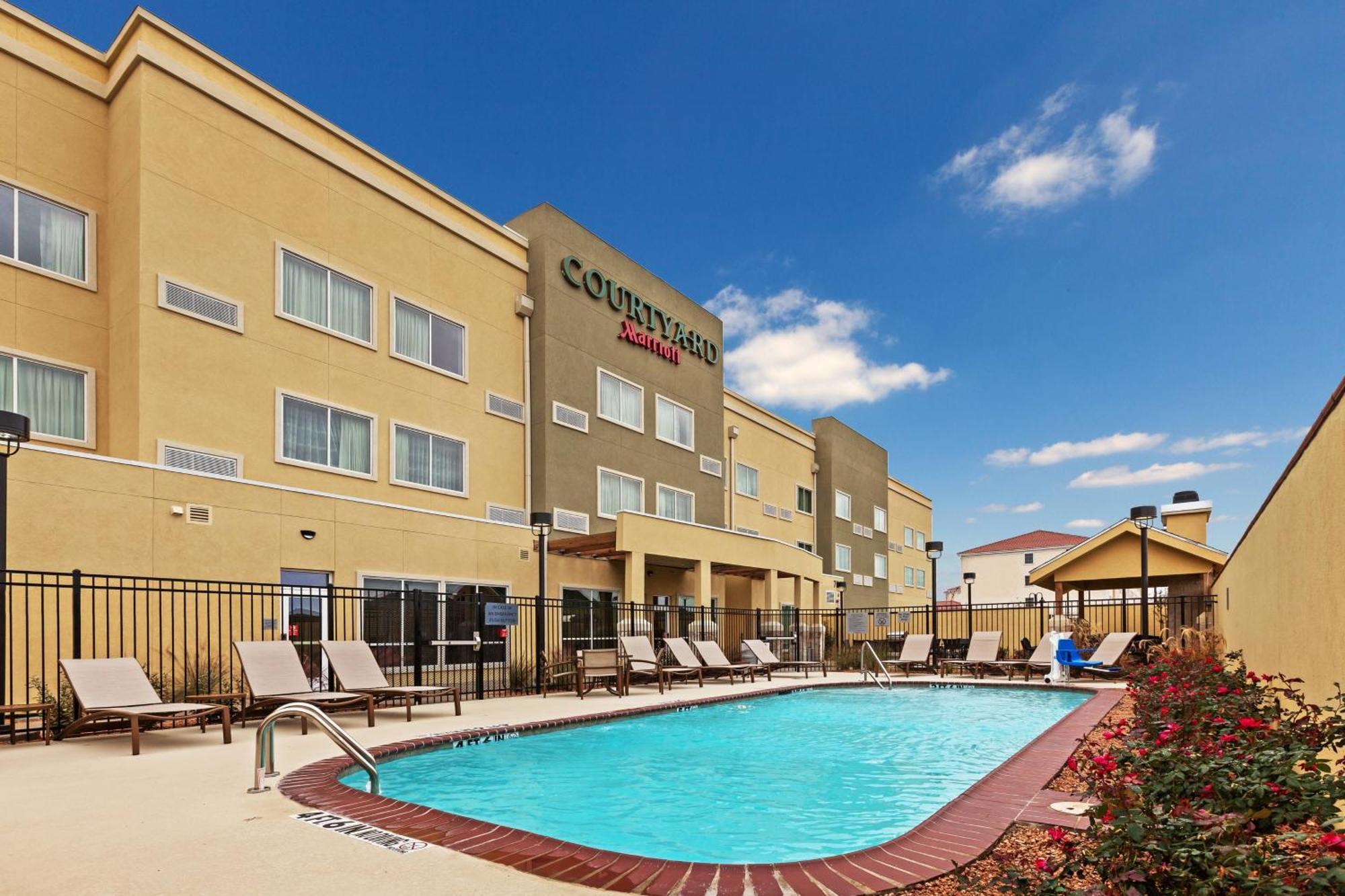 Hotel Courtyard By Marriott Oděsa Exteriér fotografie
