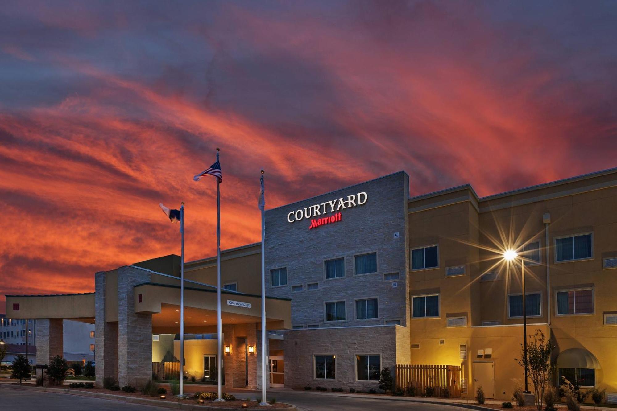 Hotel Courtyard By Marriott Oděsa Exteriér fotografie